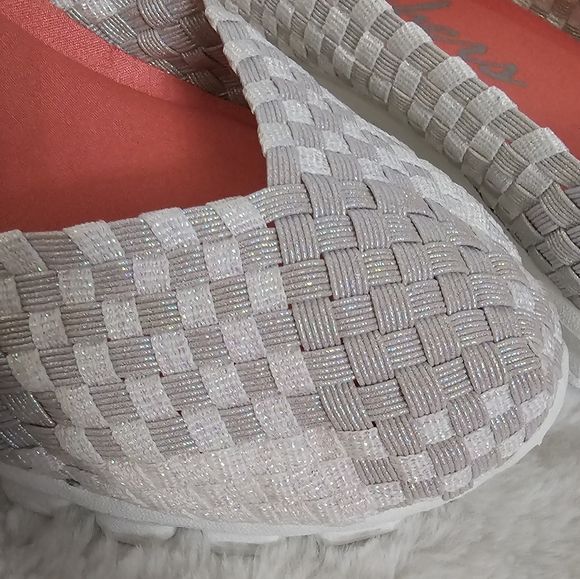 Skechers Stretch Weave Comfort Memory Foam Pearl Metallic Pattern Ballet Sneaker - Picture 6 of 15